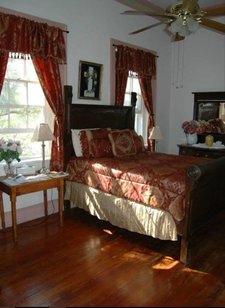 Old Castillo Bed And Breakfast Saint Martinville Exterior photo